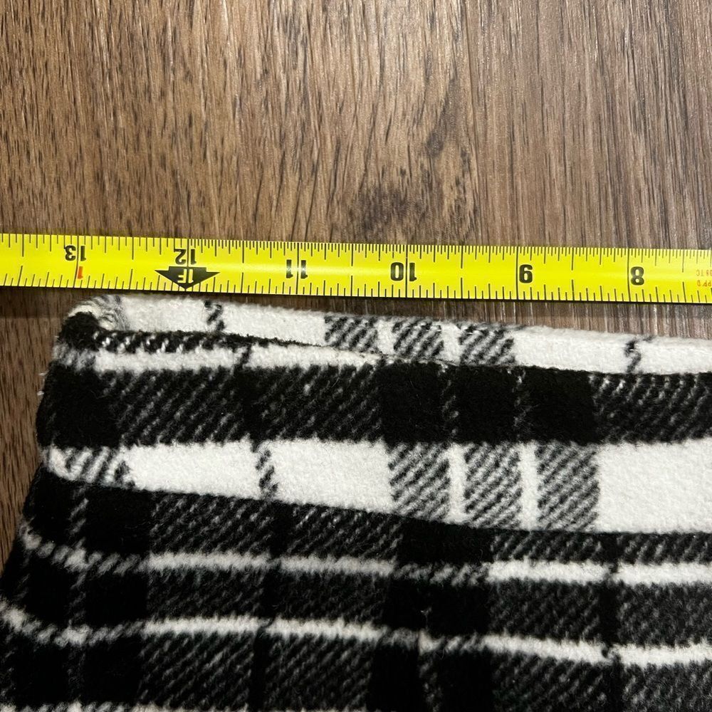 Forever 21 Mini Skirt Women’s Plaid Black White Wool Blend Size S - Picture 6 of 6